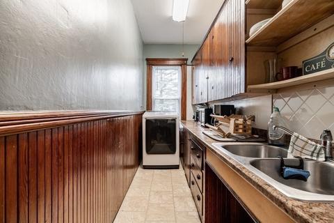 12 Kosta St, Worcester, MA 01607 photo 10