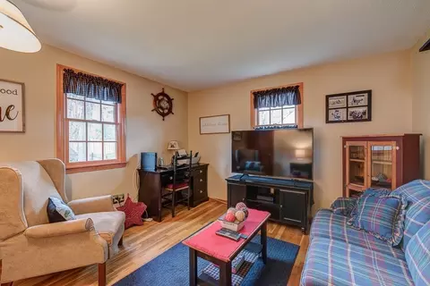 4 David Dr, Blackstone, MA 01504 photo 8