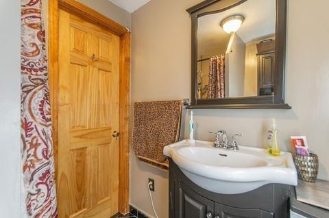 67 Park St, Chicopee, MA 01013 photo 28