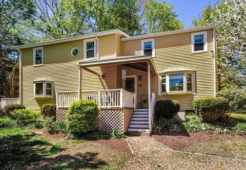 13 Eustis St, Marshfield, MA 02050 photo 1