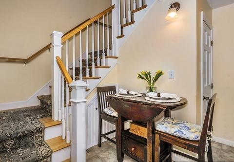 13 Eustis St, Marshfield, MA 02050 photo 8