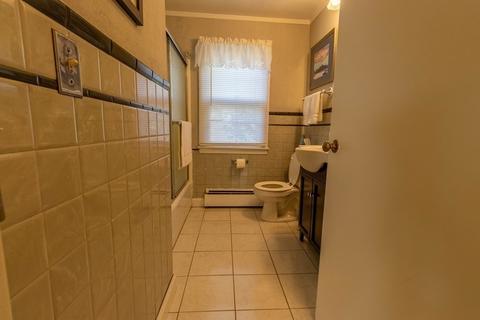 119 Bacon Rd, Springfield, MA 01119 photo 25
