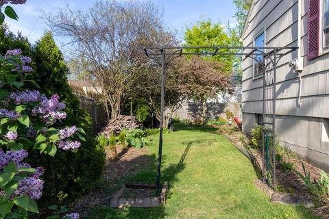 119 Bacon Rd, Springfield, MA 01119 photo 32