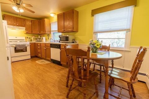 119 Bacon Rd, Springfield, MA 01119 photo 10