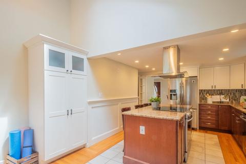 18 Eldred St, Lexington, MA 02420 photo 12