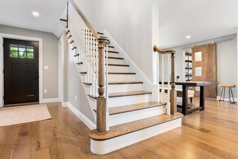 5 Waldemar Ave, Beverly, MA 01915 photo 6