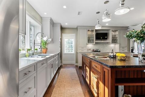 5 Waldemar Ave, Beverly, MA 01915 photo 10