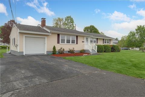 62 A St, Framingham, MA 01701 photo 3
