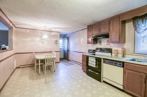 7 Denver St, Springfield, MA 01109 photo 6