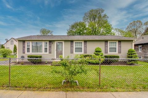 7 Denver St, Springfield, MA 01109 photo 1