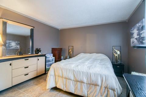 7 Denver St, Springfield, MA 01109 photo 12