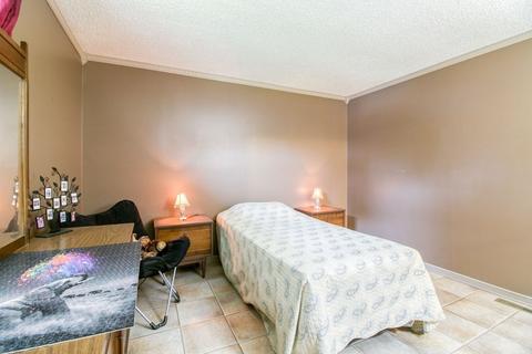 7 Denver St, Springfield, MA 01109 photo 16