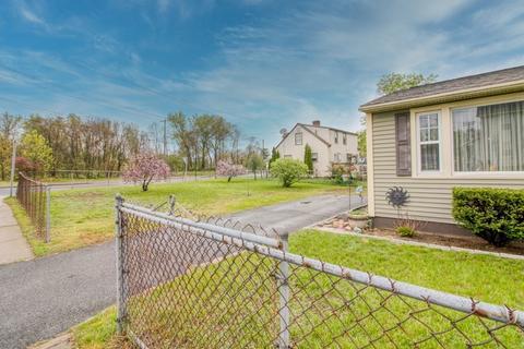 7 Denver St, Springfield, MA 01109 photo 22