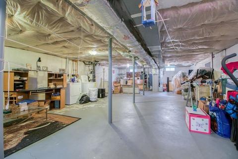 7 Denver St, Springfield, MA 01109 photo 17