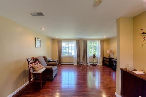 29 Pine Hill Rd, Springfield, MA 01118 photo 13