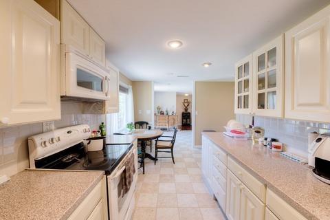 29 Pine Hill Rd, Springfield, MA 01118 photo 9