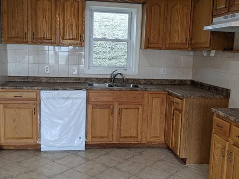 773 Bedford, Fall River, MA 02721 photo 4