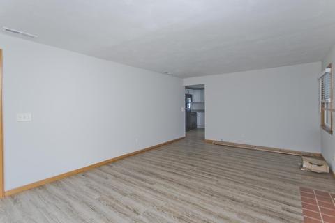 534 Pendleton Ave, Chicopee, MA 01020 photo 7