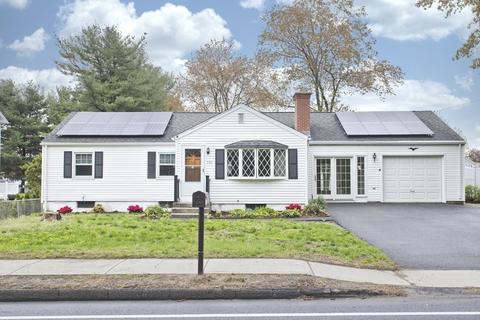 534 Pendleton Ave, Chicopee, MA 01020 photo 1