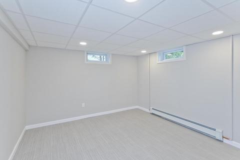 534 Pendleton Ave, Chicopee, MA 01020 photo 22