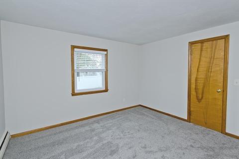 534 Pendleton Ave, Chicopee, MA 01020 photo 11