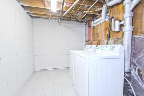 534 Pendleton Ave, Chicopee, MA 01020 photo 25