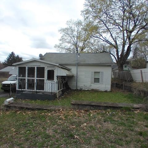 38 Hillcrest St, Springfield, MA 01109 photo 1