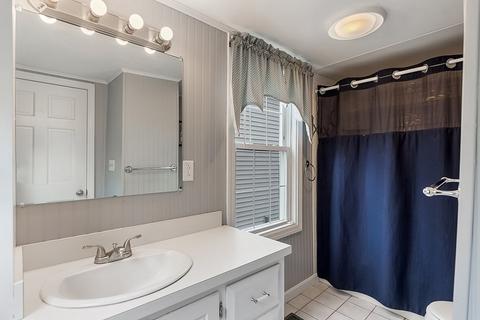 26 Crane Ave, Maynard, MA 01754 photo 12