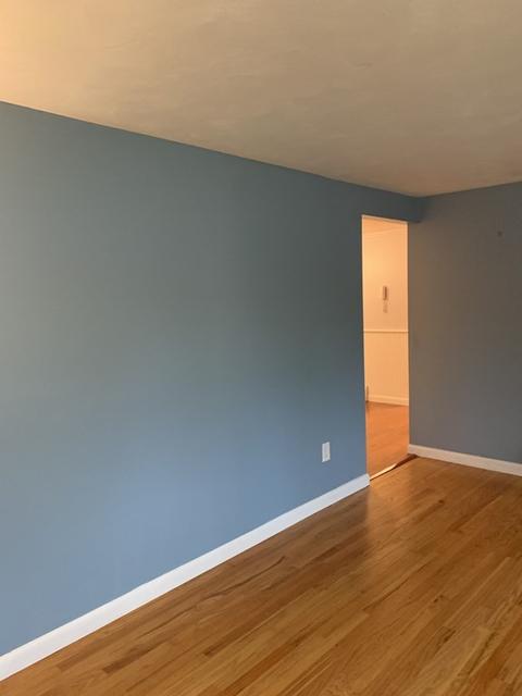 54 Haller St, Springfield, MA 01151 photo 4