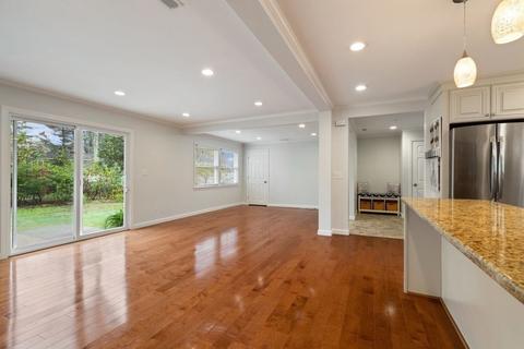 38 Pilgrim Rd, Natick, MA 01760 photo 8