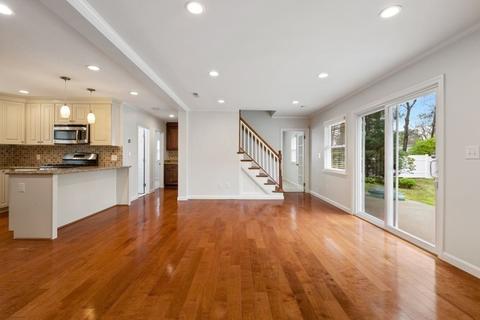 38 Pilgrim Rd, Natick, MA 01760 photo 6
