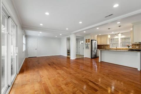 38 Pilgrim Rd, Natick, MA 01760 photo 9