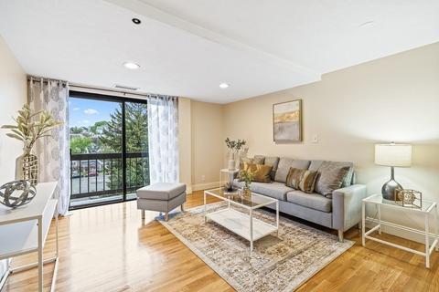 205 Ferry St #406, Everett, MA 02149 photo 1