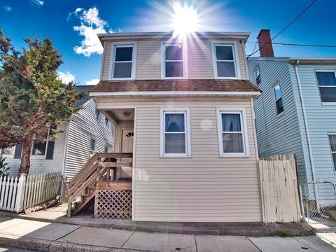 51 Oak St, Fall River, MA 02720 photo 1