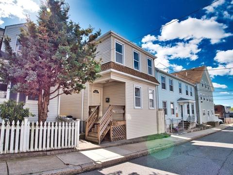 51 Oak St, Fall River, MA 02720 photo 2