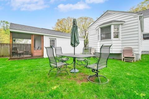 250 Edendale St, Springfield, MA 01104 photo 22