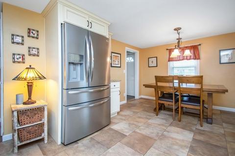 250 Edendale St, Springfield, MA 01104 photo 7