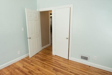 12 Collins St, Danvers, MA 01923 photo 17