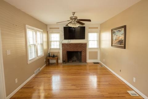 12 Collins St, Danvers, MA 01923 photo 7