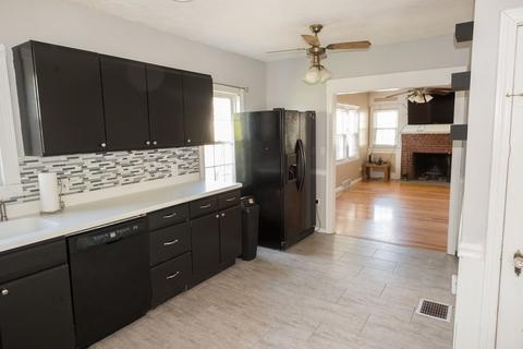 12 Collins St, Danvers, MA 01923 photo 5