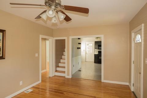 12 Collins St, Danvers, MA 01923 photo 10