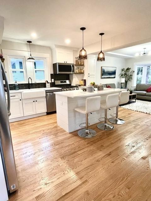 65 Henderson St, Needham, MA 02492 photo 4