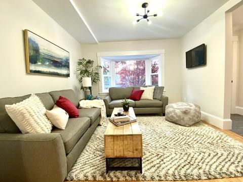 65 Henderson St, Needham, MA 02492 photo 5