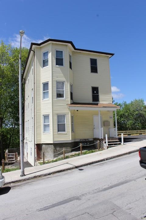 23 Everard St, Worcester, MA 01605 photo 3