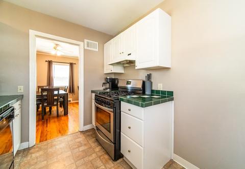 24 White Oak Rd, Springfield, MA 01128 photo 11