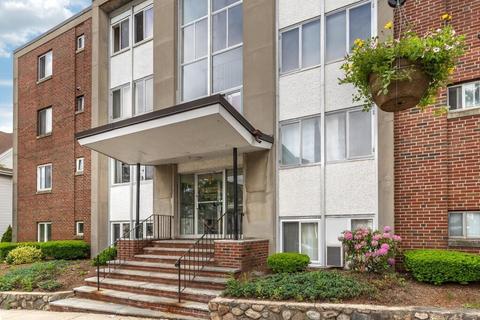 859 Broadway #13, Everett, MA 02149 photo 1