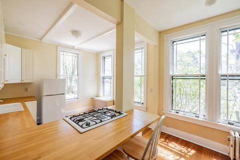 47 Magnolia Ter, Springfield, MA 01108 photo 14