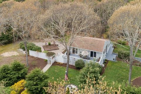 55 Frog Pond Close, Mashpee, MA 02649 photo 3