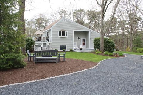 55 Frog Pond Close, Mashpee, MA 02649 photo 1