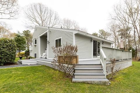 55 Frog Pond Close, Mashpee, MA 02649 photo 12
